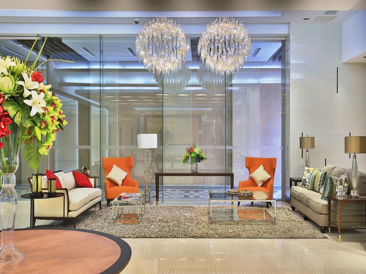 Valero Grand Suites By Swiss-Belhotel Makati City Exterior foto